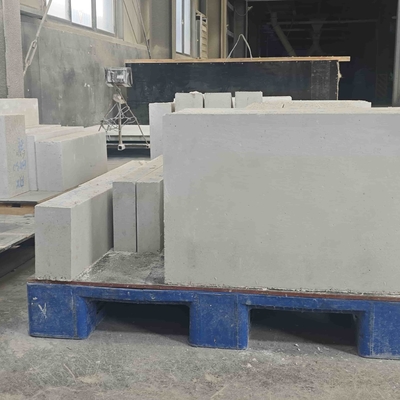 Durable Refractory Corundum Mullite Brick For Industrial Ceramic ISO9001 Certified