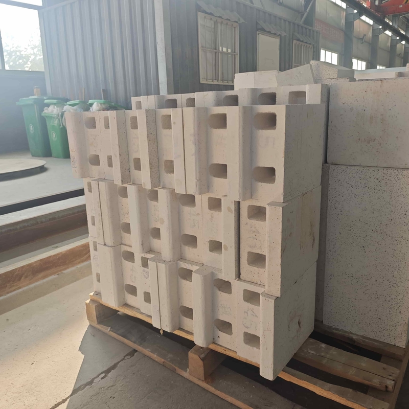 White Mullite Corundum Refractory Items with Customized Design mgo c brick kiln materials